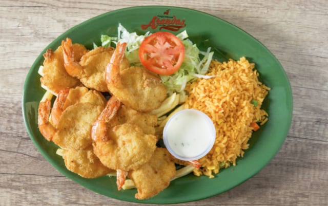 Camarones Empanizados.