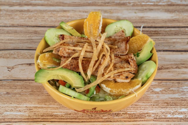 Ensalada de Pollo.