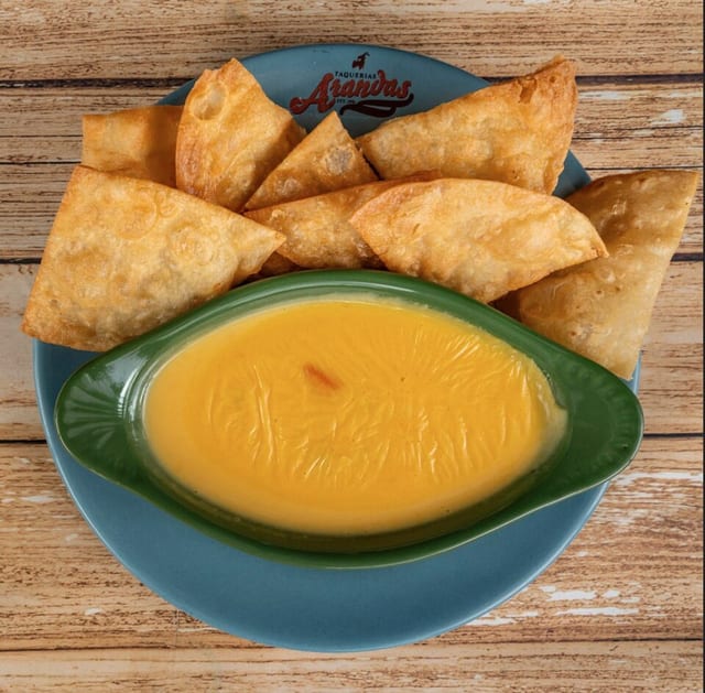 Chile con Queso.